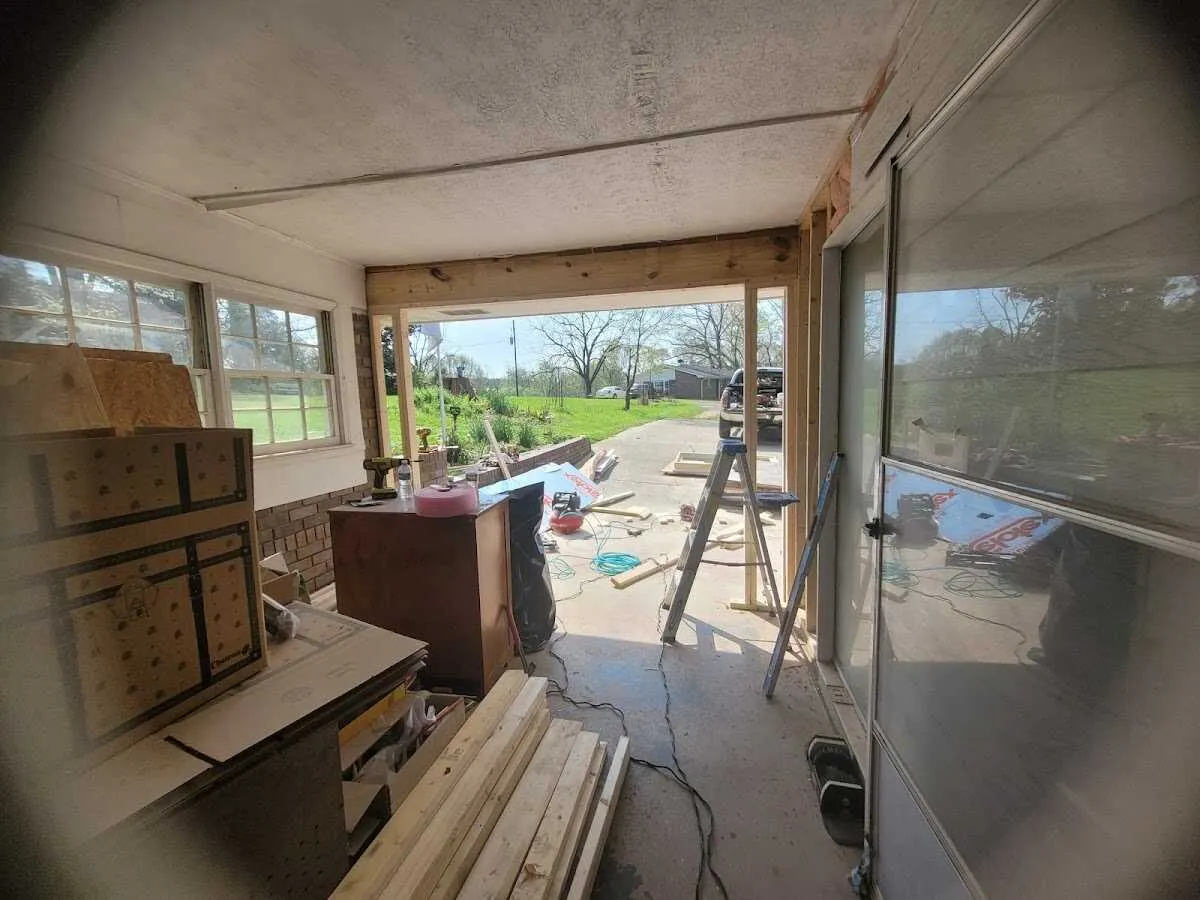 Air movers and dehumidifier for Water Mitigation Services in New Port Richey